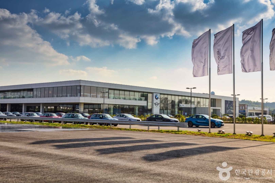 BMW 드라이빙센터 관광지 이미지